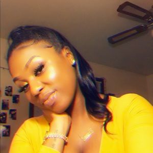 Meet your Posher, Brianna